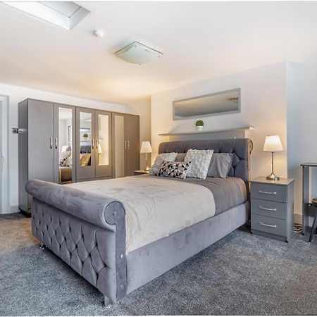 Whiskawaystays - Foregate Street - Apartment 5 Worcester Bagian luar foto