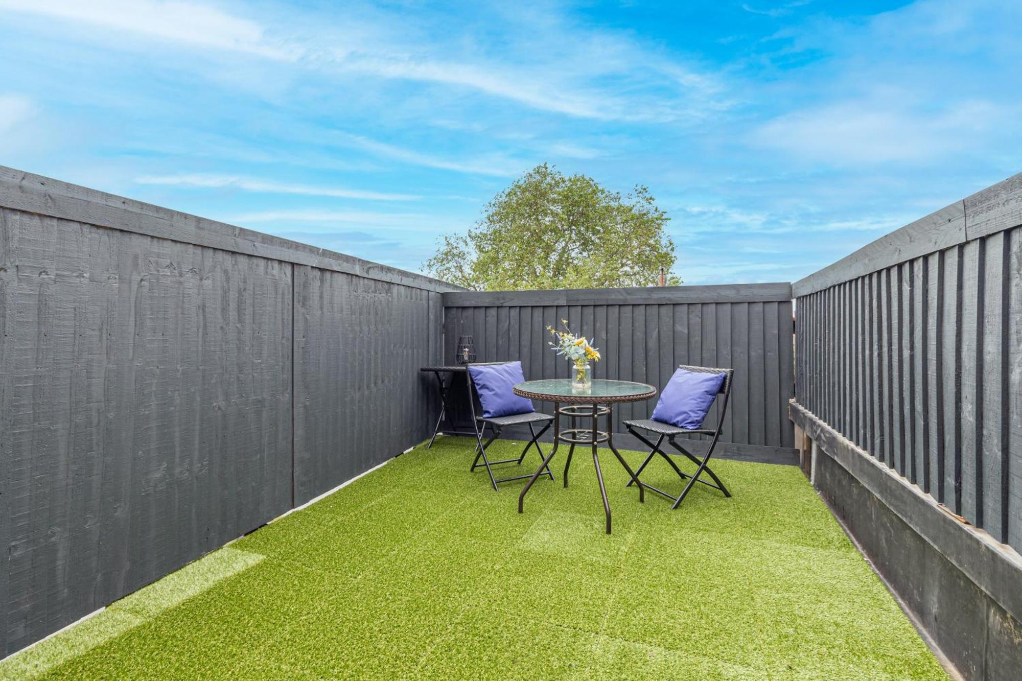 Whiskawaystays - Foregate Street - Apartment 5 Worcester Bagian luar foto